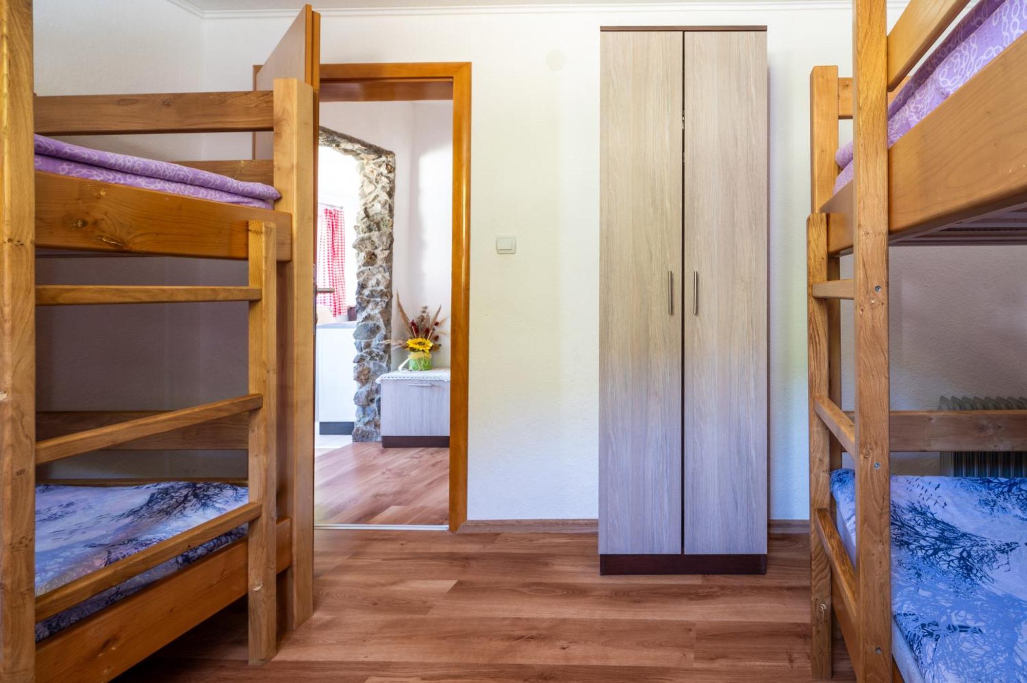 Domacinstvo Na Kraju Svijeta Pension Sipovo Buitenkant foto