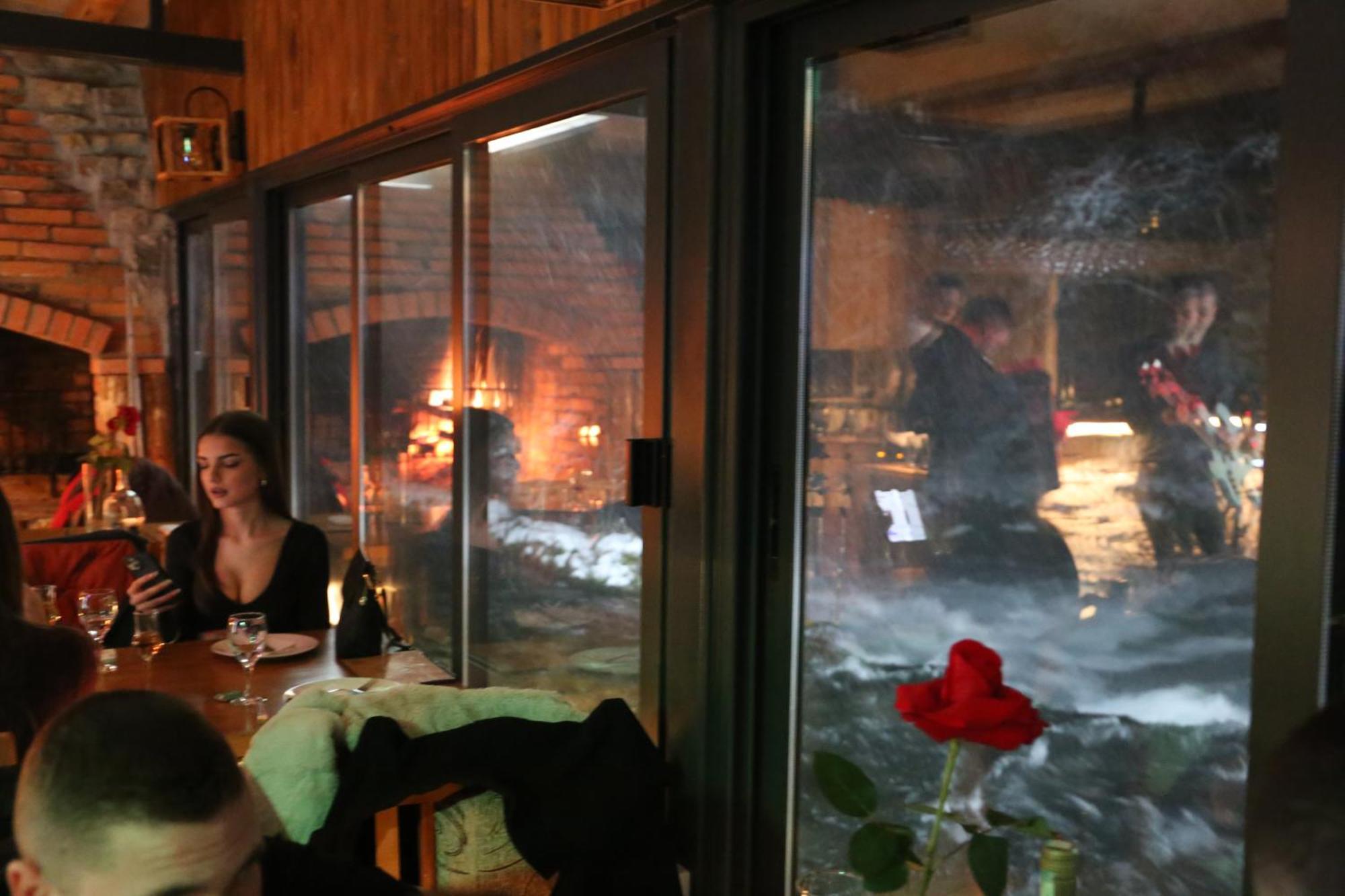 Domacinstvo Na Kraju Svijeta Pension Sipovo Buitenkant foto